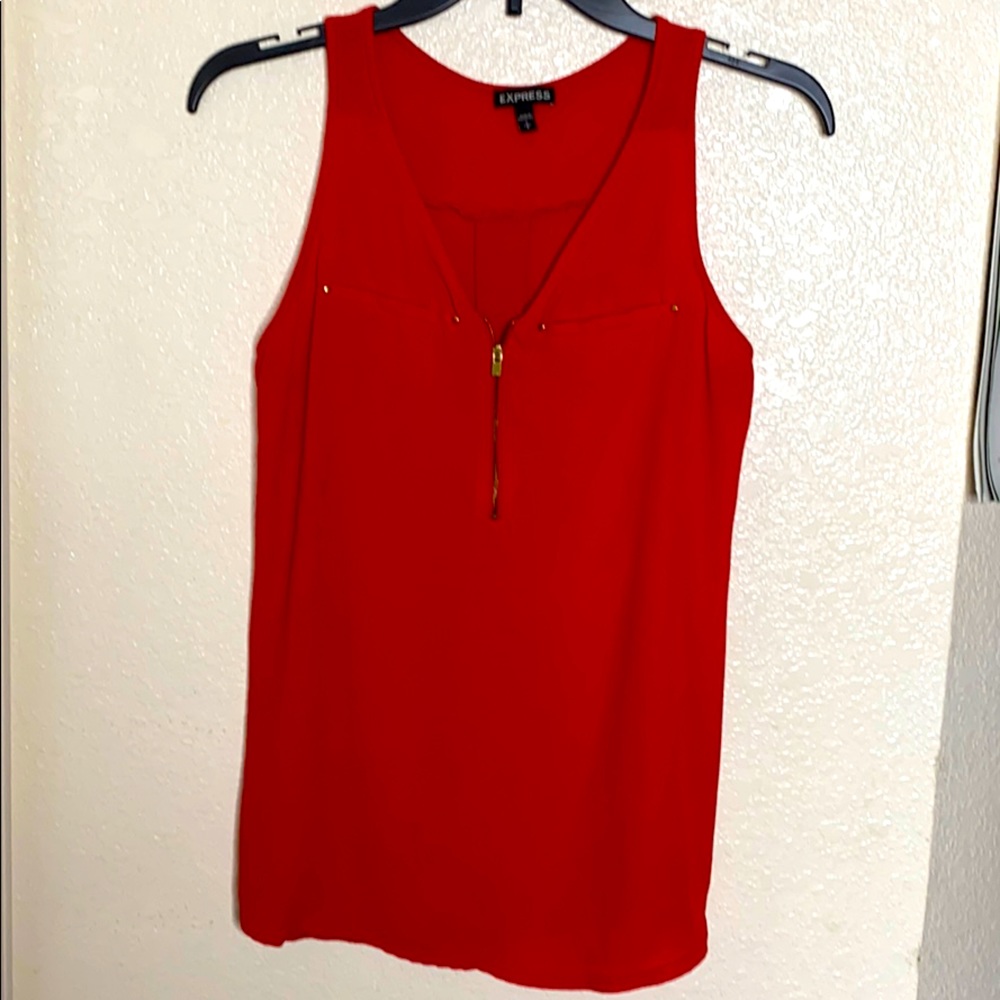 Tank top red blouse